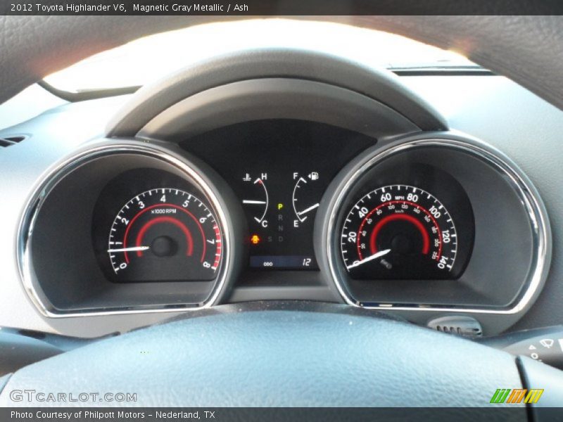 Magnetic Gray Metallic / Ash 2012 Toyota Highlander V6