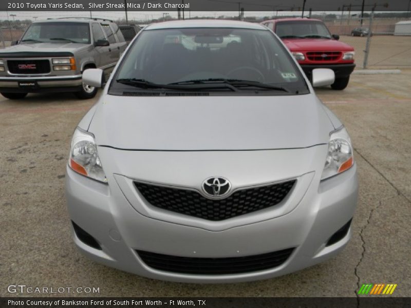 Silver Streak Mica / Dark Charcoal 2010 Toyota Yaris Sedan