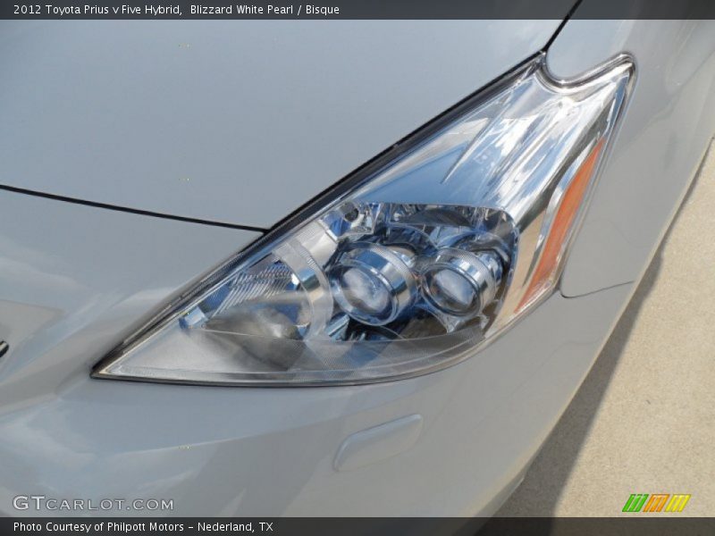 Blizzard White Pearl / Bisque 2012 Toyota Prius v Five Hybrid