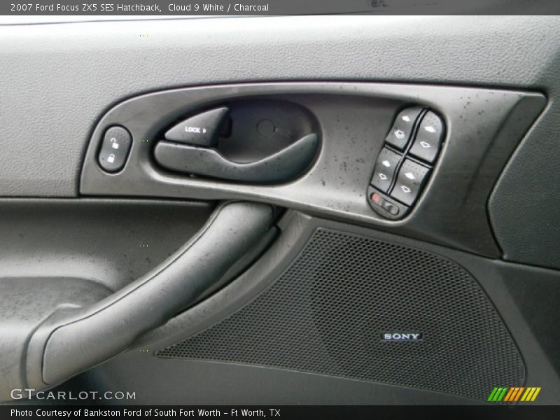 Cloud 9 White / Charcoal 2007 Ford Focus ZX5 SES Hatchback