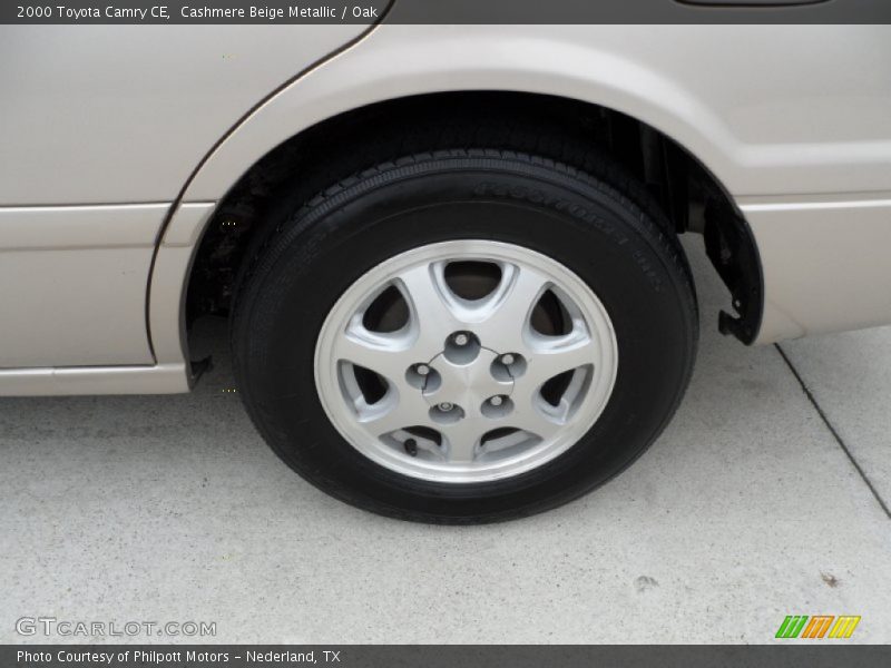 Cashmere Beige Metallic / Oak 2000 Toyota Camry CE