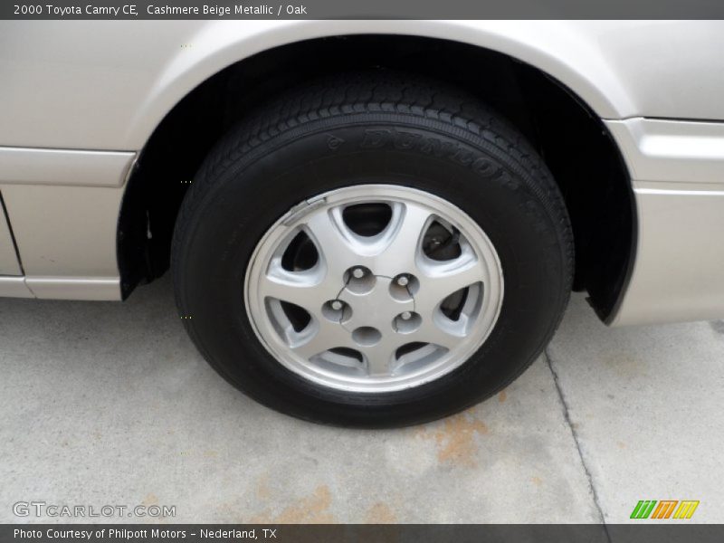 Cashmere Beige Metallic / Oak 2000 Toyota Camry CE