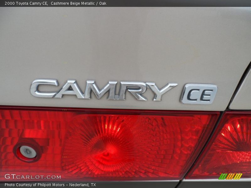 Cashmere Beige Metallic / Oak 2000 Toyota Camry CE