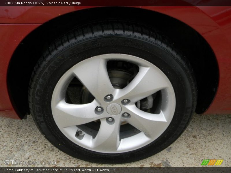 Volcanic Red / Beige 2007 Kia Rondo EX V6
