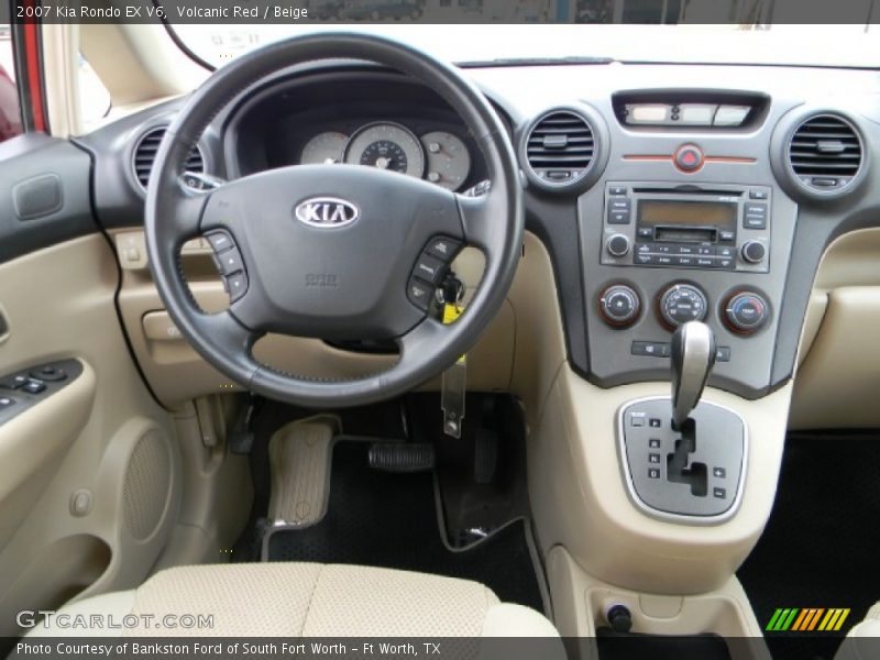 Volcanic Red / Beige 2007 Kia Rondo EX V6