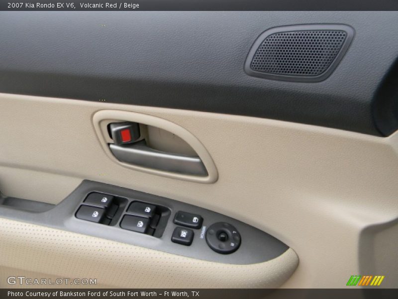 Volcanic Red / Beige 2007 Kia Rondo EX V6