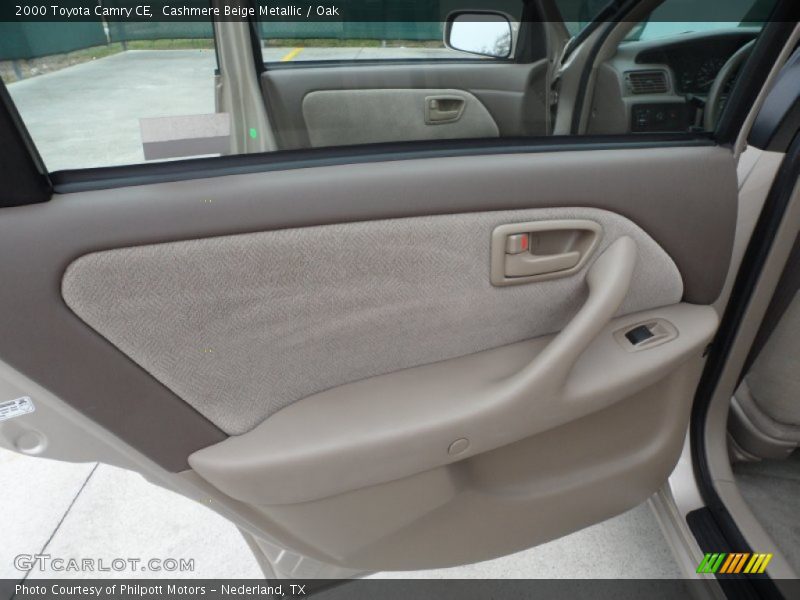 Cashmere Beige Metallic / Oak 2000 Toyota Camry CE
