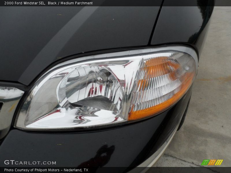 Black / Medium Parchment 2000 Ford Windstar SEL