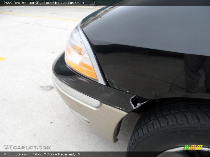 Black / Medium Parchment 2000 Ford Windstar SEL