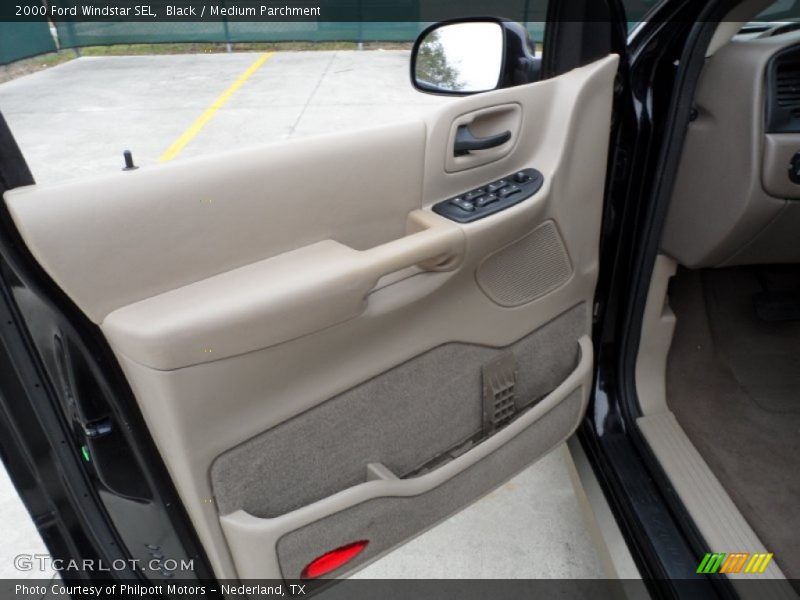 Black / Medium Parchment 2000 Ford Windstar SEL