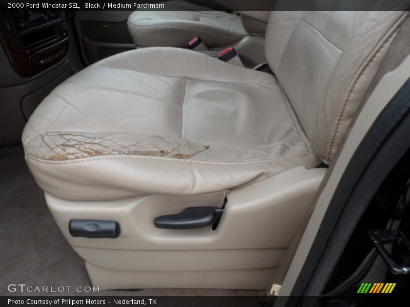 Black / Medium Parchment 2000 Ford Windstar SEL