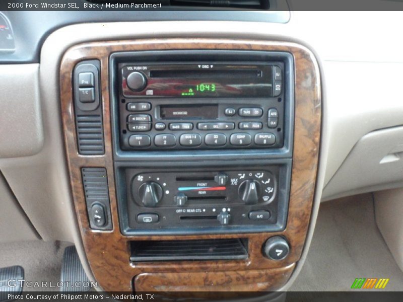 Controls of 2000 Windstar SEL