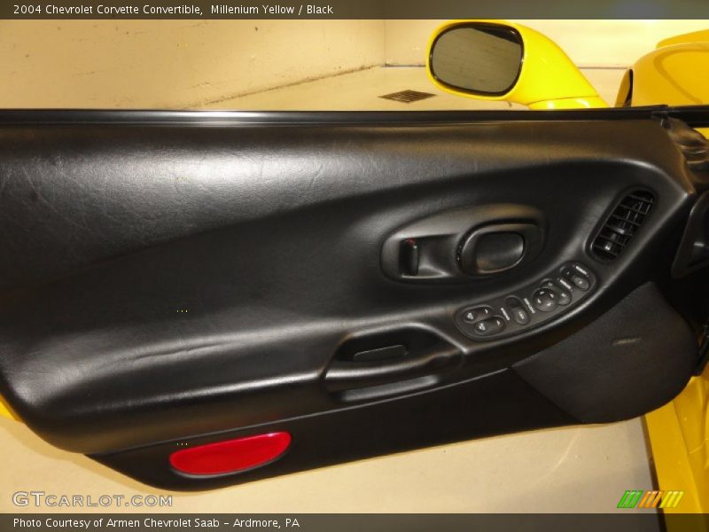 Millenium Yellow / Black 2004 Chevrolet Corvette Convertible
