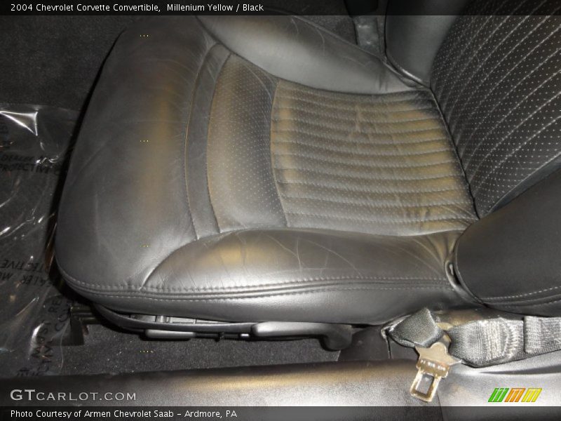 Millenium Yellow / Black 2004 Chevrolet Corvette Convertible