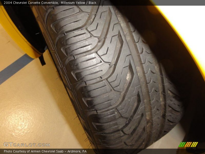 Millenium Yellow / Black 2004 Chevrolet Corvette Convertible