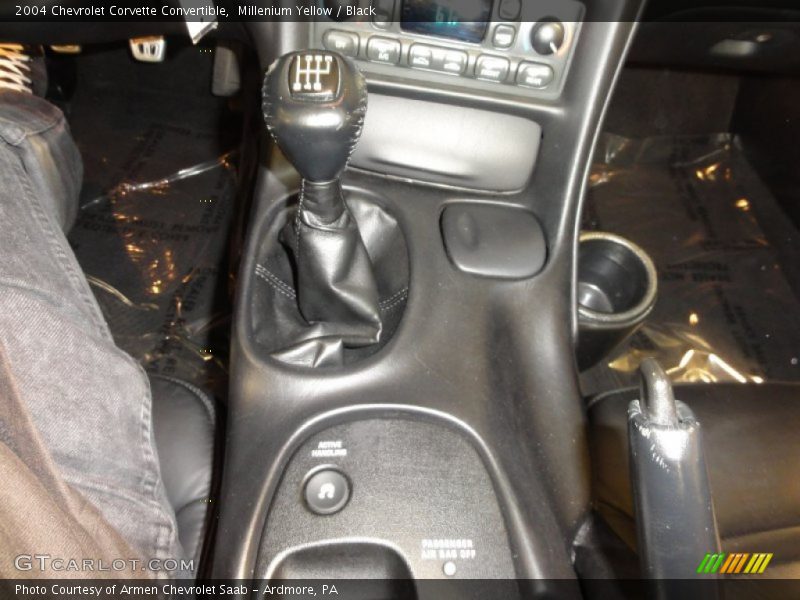 Millenium Yellow / Black 2004 Chevrolet Corvette Convertible