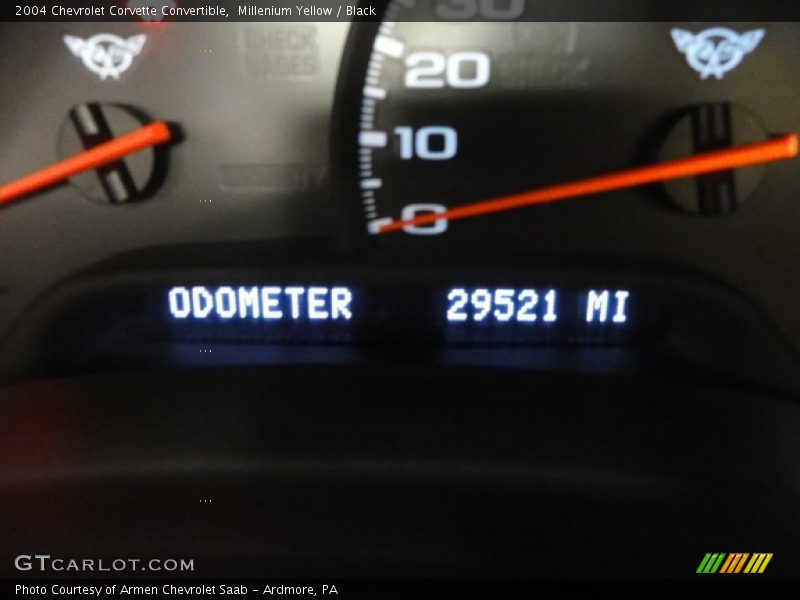 Millenium Yellow / Black 2004 Chevrolet Corvette Convertible