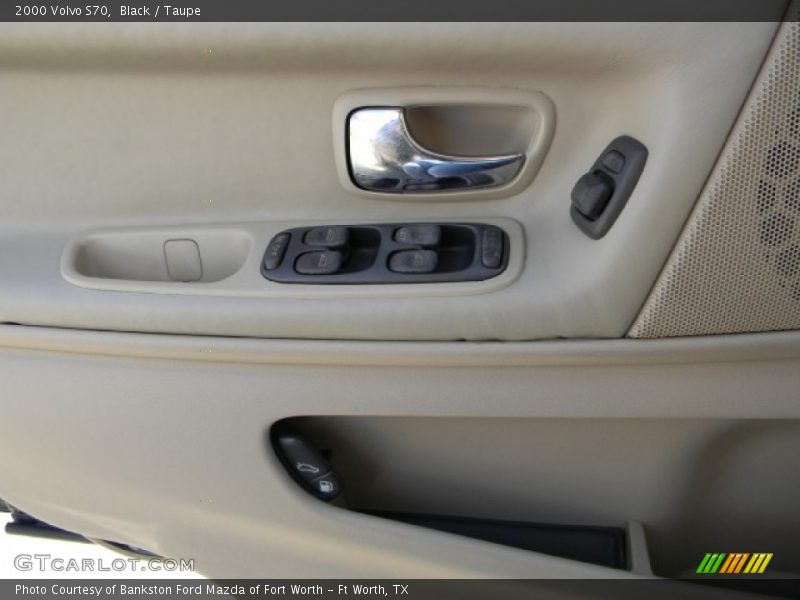 Black / Taupe 2000 Volvo S70