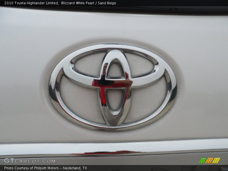 Blizzard White Pearl / Sand Beige 2010 Toyota Highlander Limited
