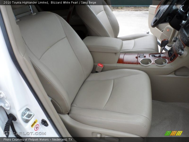 Blizzard White Pearl / Sand Beige 2010 Toyota Highlander Limited