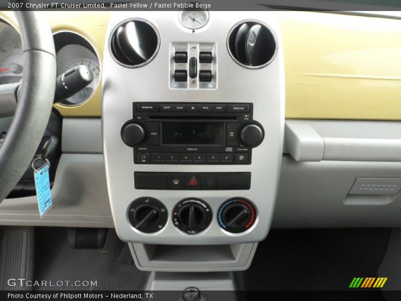 Pastel Yellow / Pastel Pebble Beige 2007 Chrysler PT Cruiser Limited