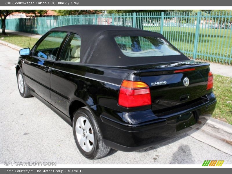 Black / Grey 2002 Volkswagen Cabrio GLX