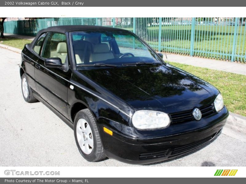 Black / Grey 2002 Volkswagen Cabrio GLX