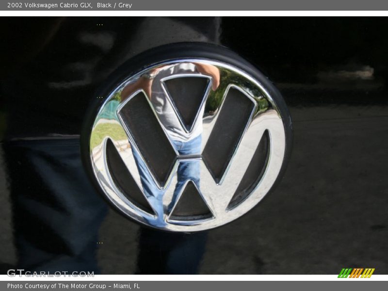 Black / Grey 2002 Volkswagen Cabrio GLX