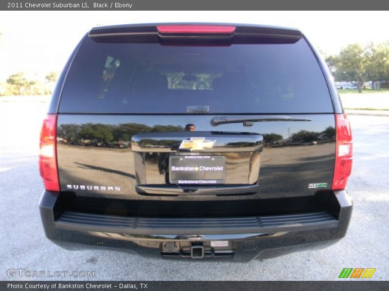 Black / Ebony 2011 Chevrolet Suburban LS