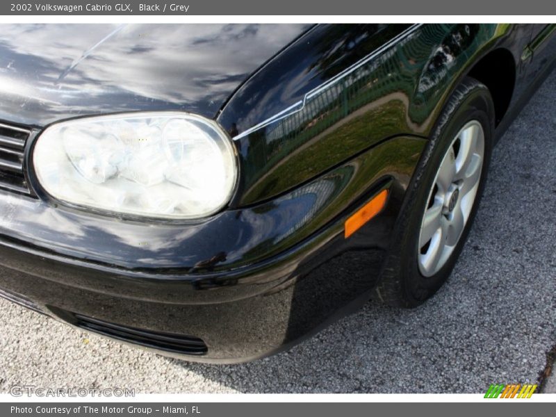 Black / Grey 2002 Volkswagen Cabrio GLX