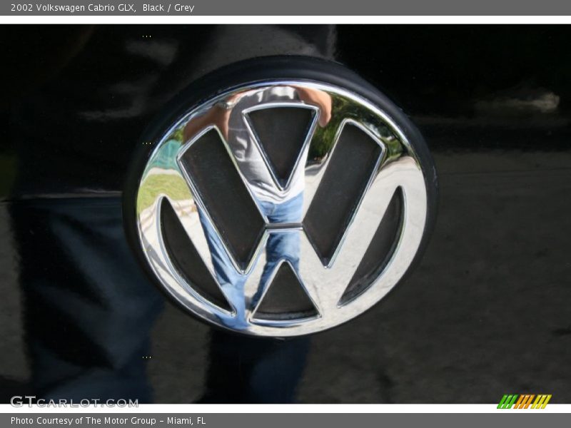Black / Grey 2002 Volkswagen Cabrio GLX