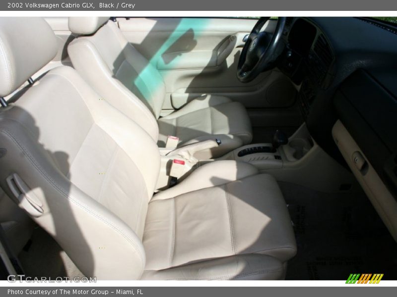 Black / Grey 2002 Volkswagen Cabrio GLX