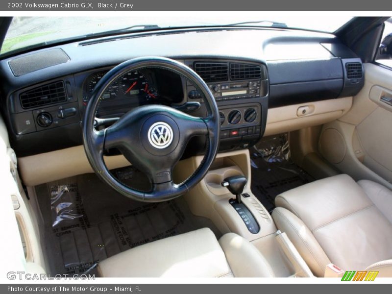 Black / Grey 2002 Volkswagen Cabrio GLX