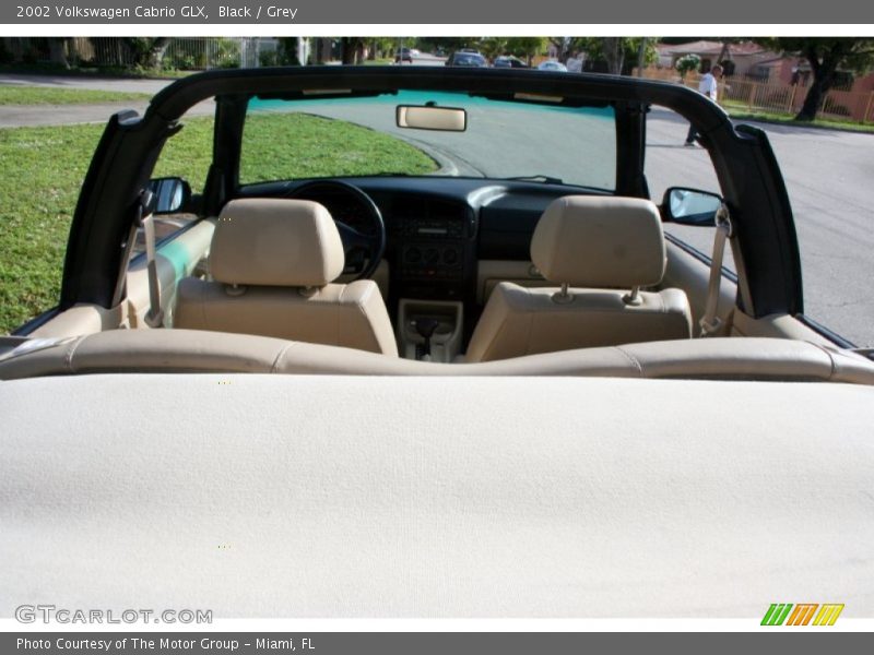 Black / Grey 2002 Volkswagen Cabrio GLX
