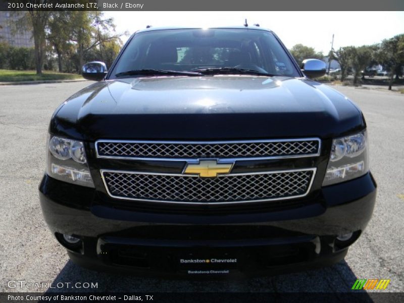 Black / Ebony 2010 Chevrolet Avalanche LTZ
