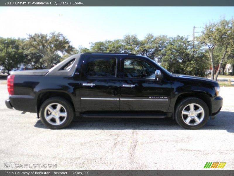 Black / Ebony 2010 Chevrolet Avalanche LTZ