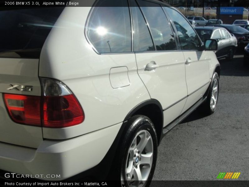 Alpine White / Beige 2006 BMW X5 3.0i