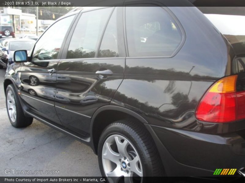 Jet Black / Beige 2003 BMW X5 3.0i