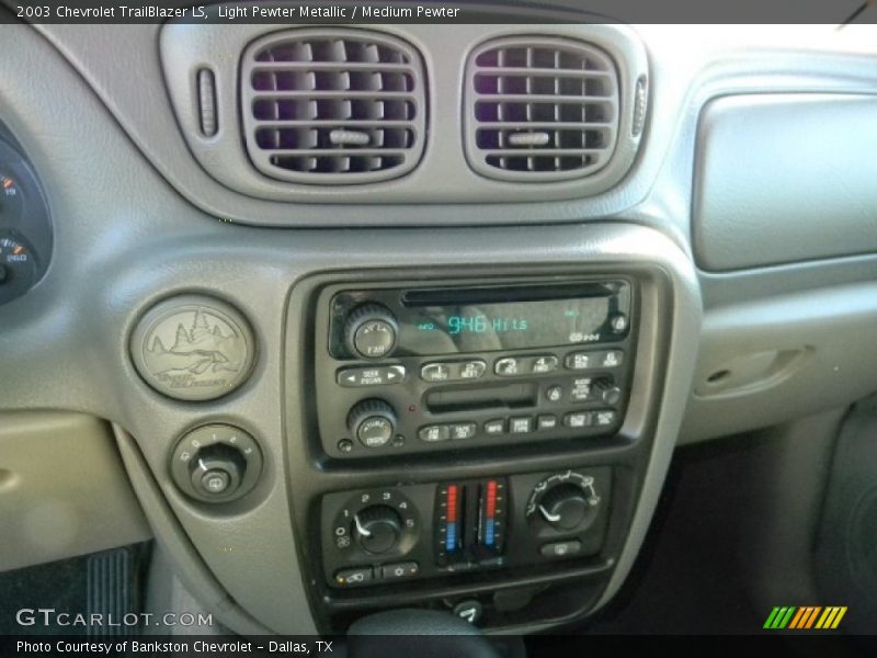 Light Pewter Metallic / Medium Pewter 2003 Chevrolet TrailBlazer LS
