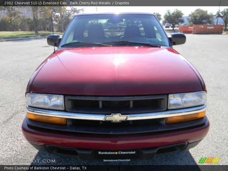 Dark Cherry Red Metallic / Graphite 2002 Chevrolet S10 LS Extended Cab
