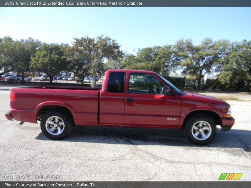 Dark Cherry Red Metallic / Graphite 2002 Chevrolet S10 LS Extended Cab