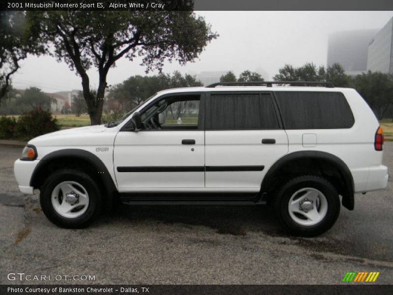  2001 Montero Sport ES Alpine White