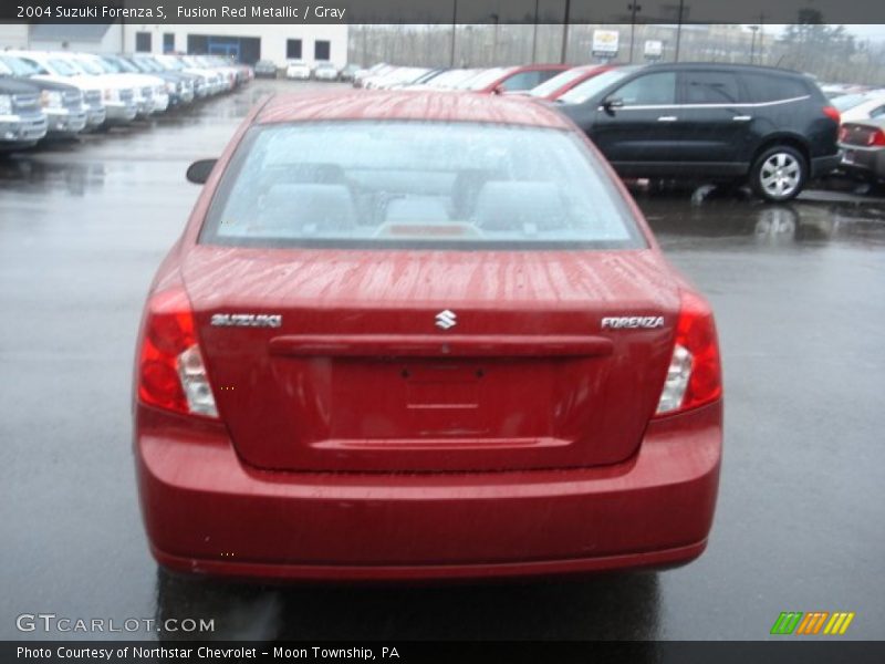 Fusion Red Metallic / Gray 2004 Suzuki Forenza S