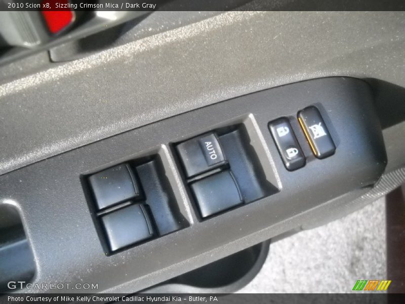 Sizzling Crimson Mica / Dark Gray 2010 Scion xB