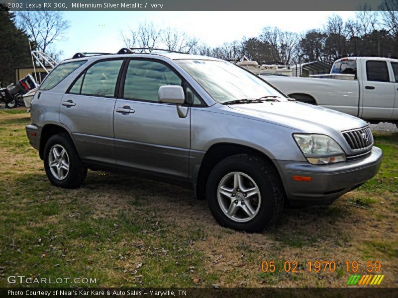 Millennium Silver Metallic / Ivory 2002 Lexus RX 300