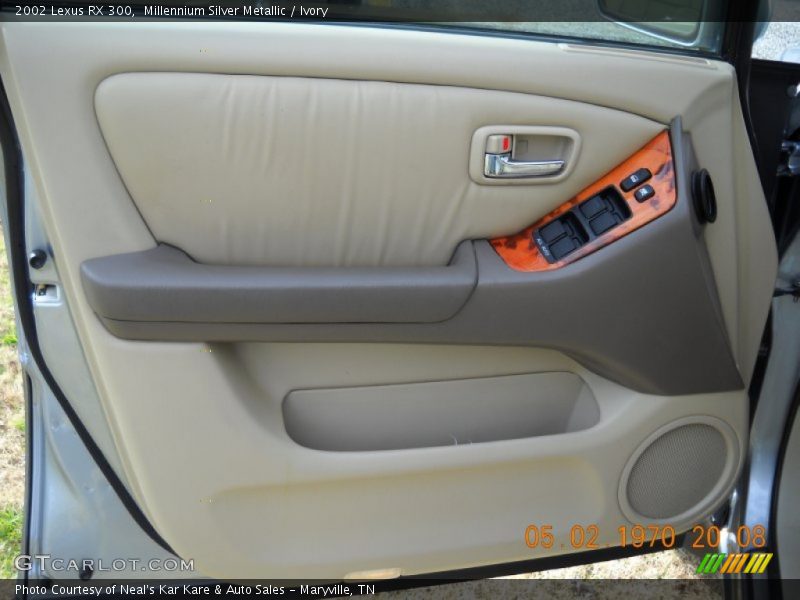 Millennium Silver Metallic / Ivory 2002 Lexus RX 300