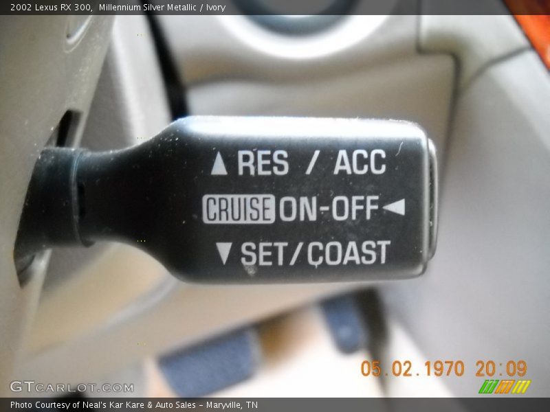 Millennium Silver Metallic / Ivory 2002 Lexus RX 300