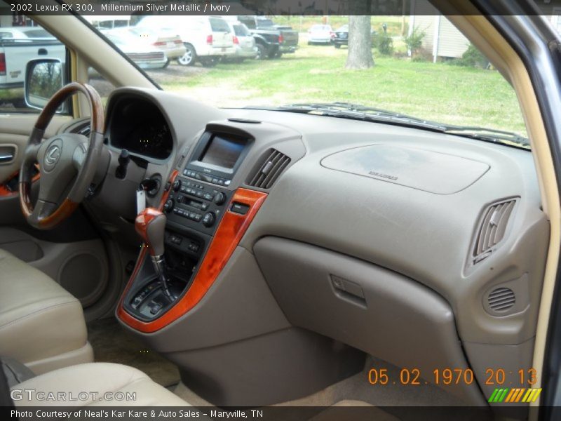 Millennium Silver Metallic / Ivory 2002 Lexus RX 300