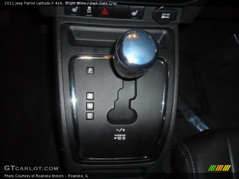 Bright White / Dark Slate Gray 2011 Jeep Patriot Latitude X 4x4