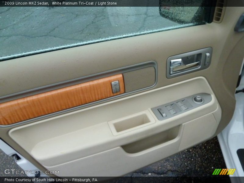 White Platinum Tri-Coat / Light Stone 2009 Lincoln MKZ Sedan